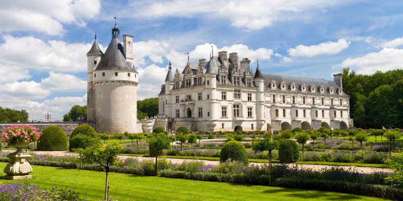 Chenonceaux castle in France